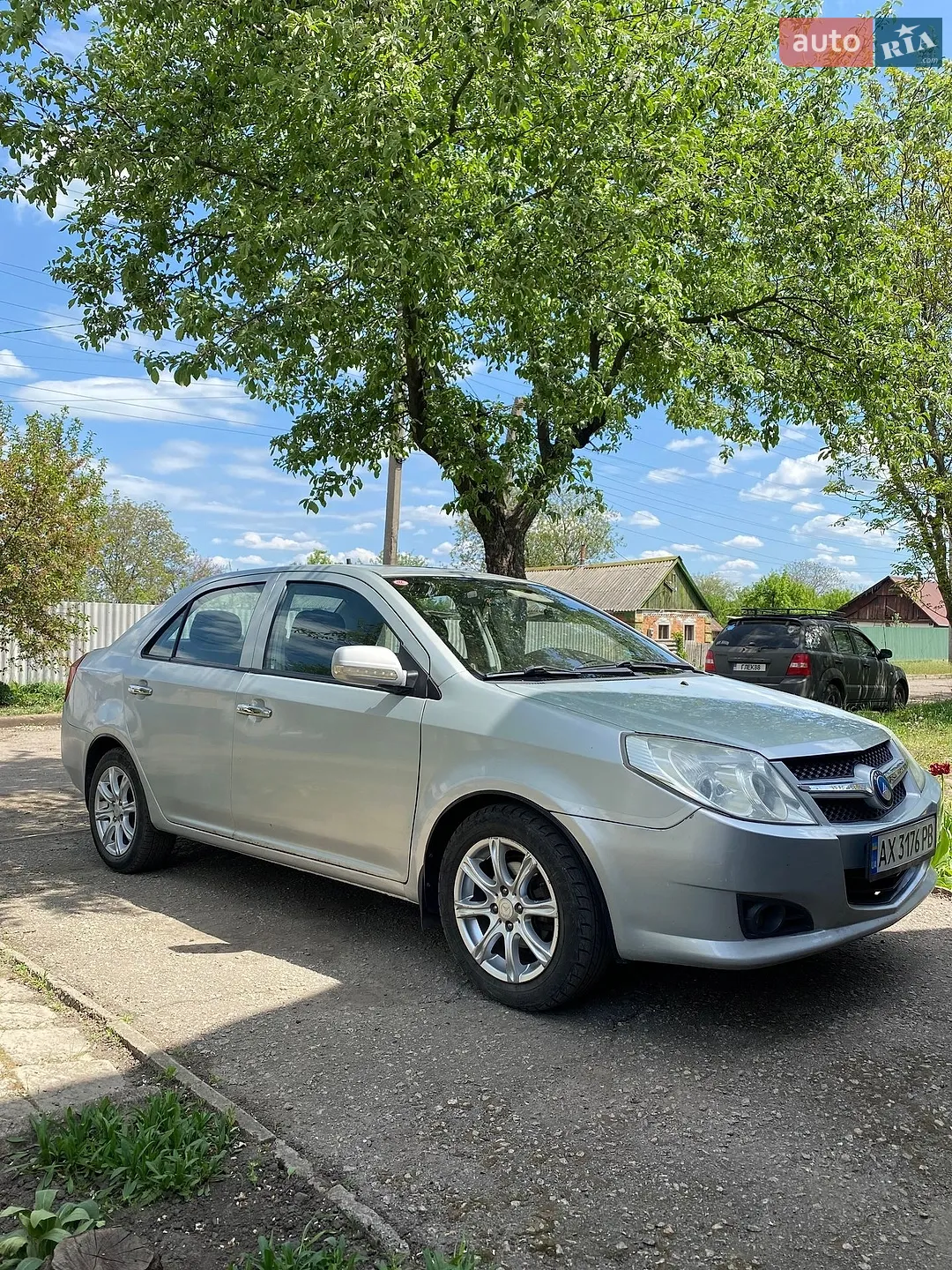 Geely MK, 2011