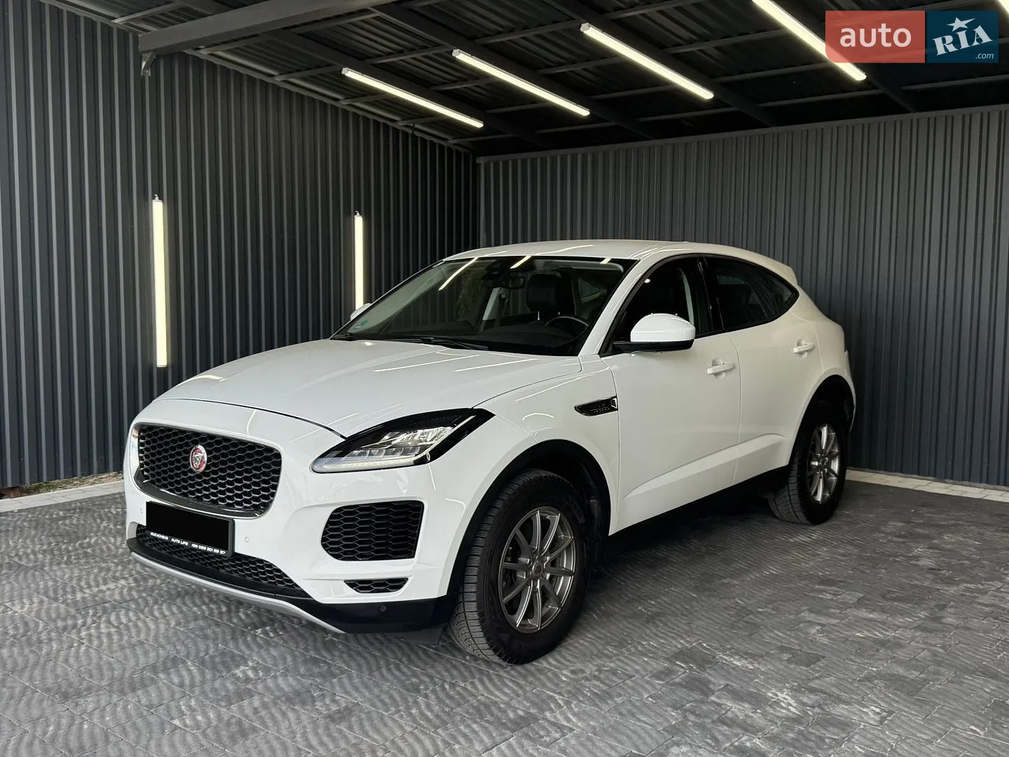 Jaguar E-Pace 2020 — 1