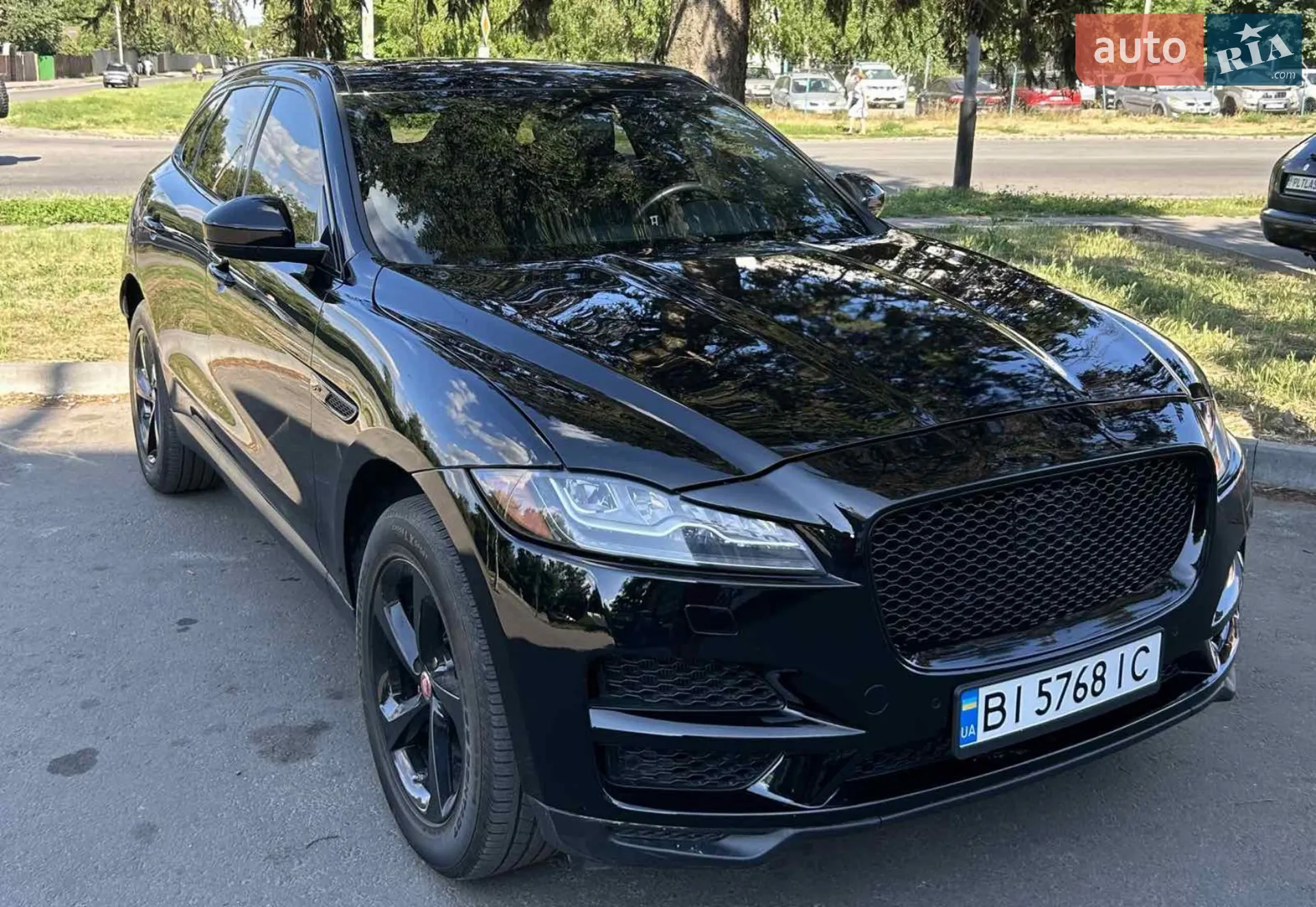 Jaguar F-Pace 2018 — 1
