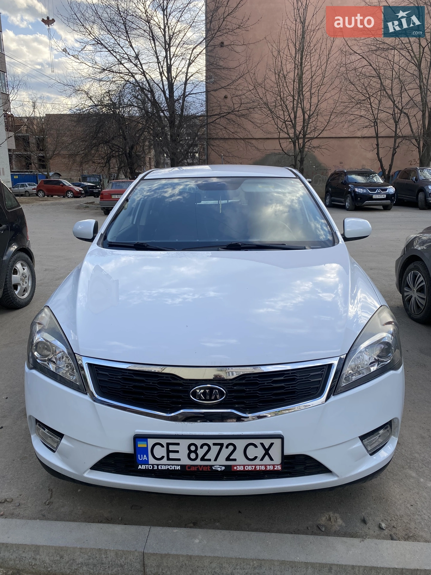 Kia Ceed 2010 — 1