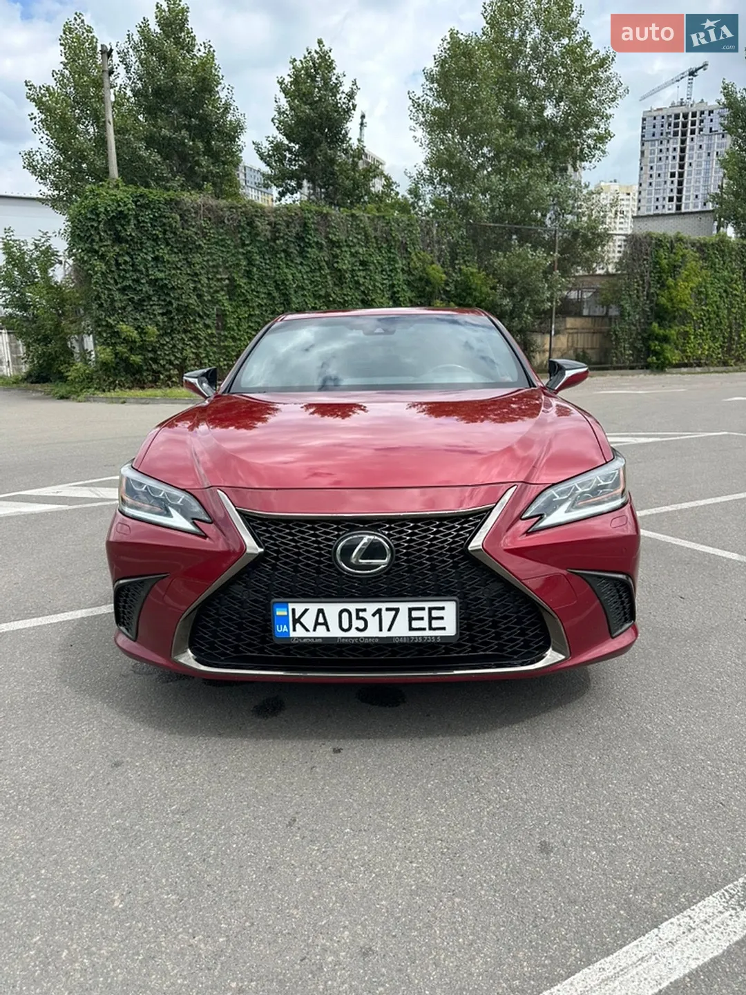 Lexus ES 2019 — 1