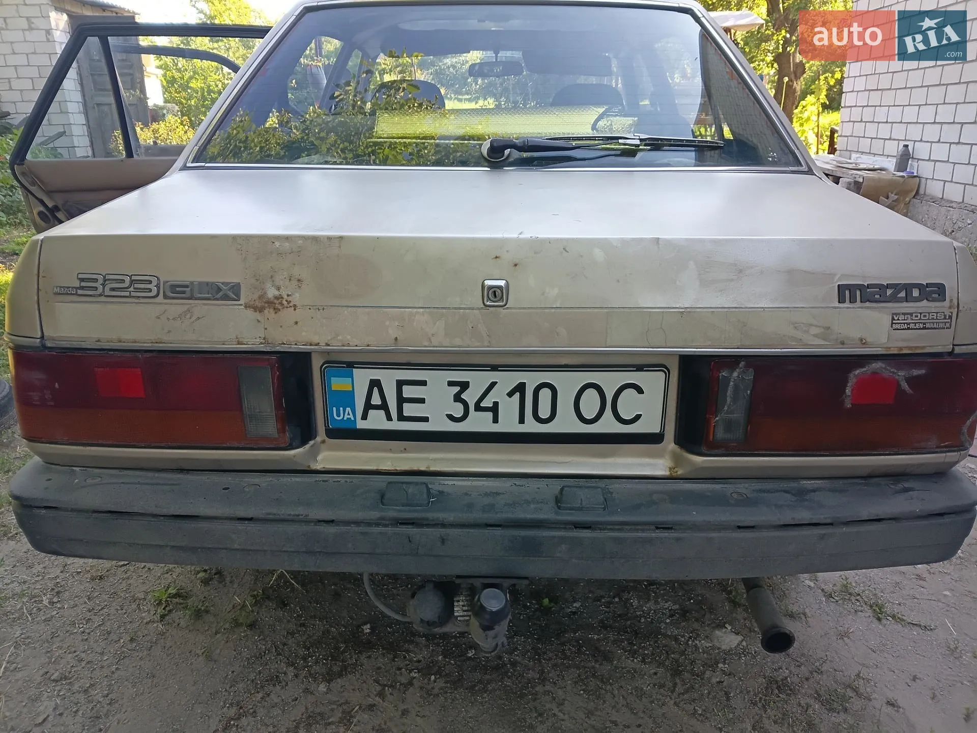 Mazda 323, 1987