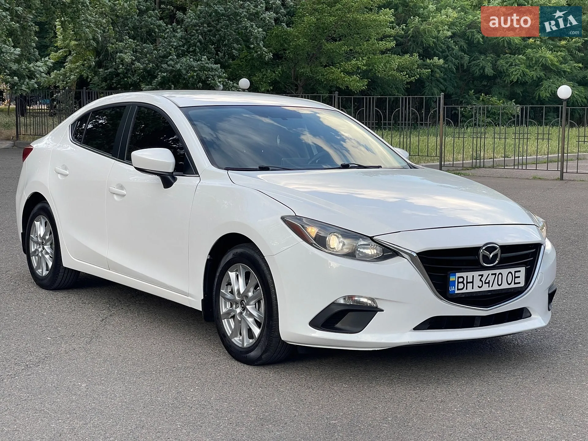 Mazda 3 2015 — 1