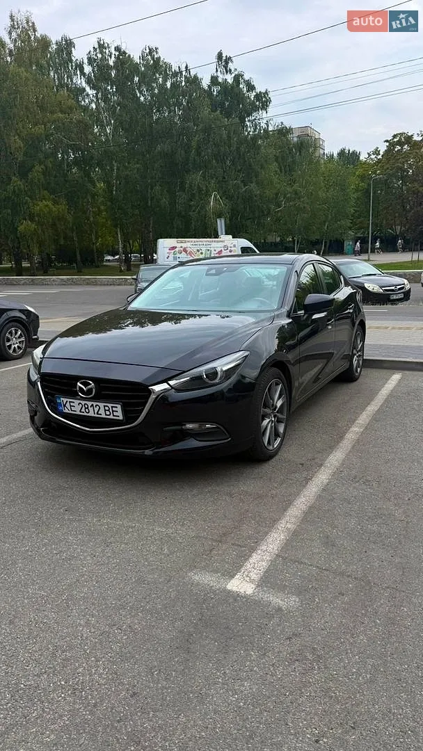 Mazda 3, 2018