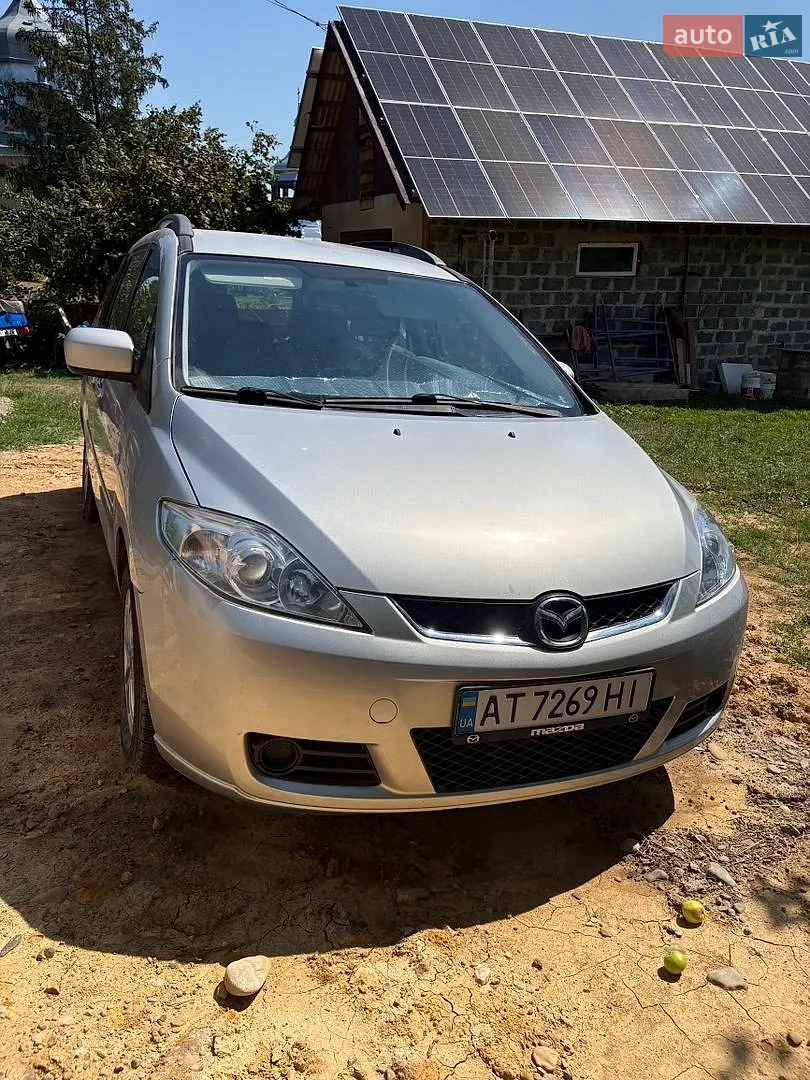 Mazda 5, 2005