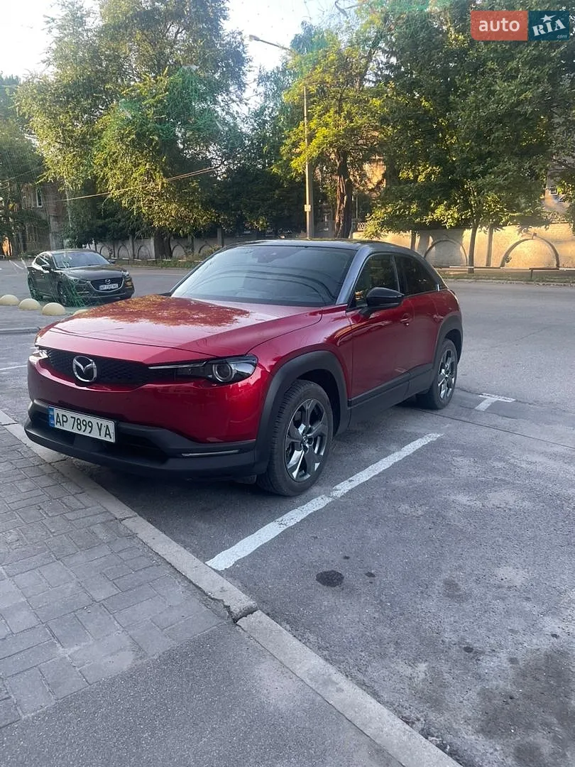 Mazda MX-30, 2020