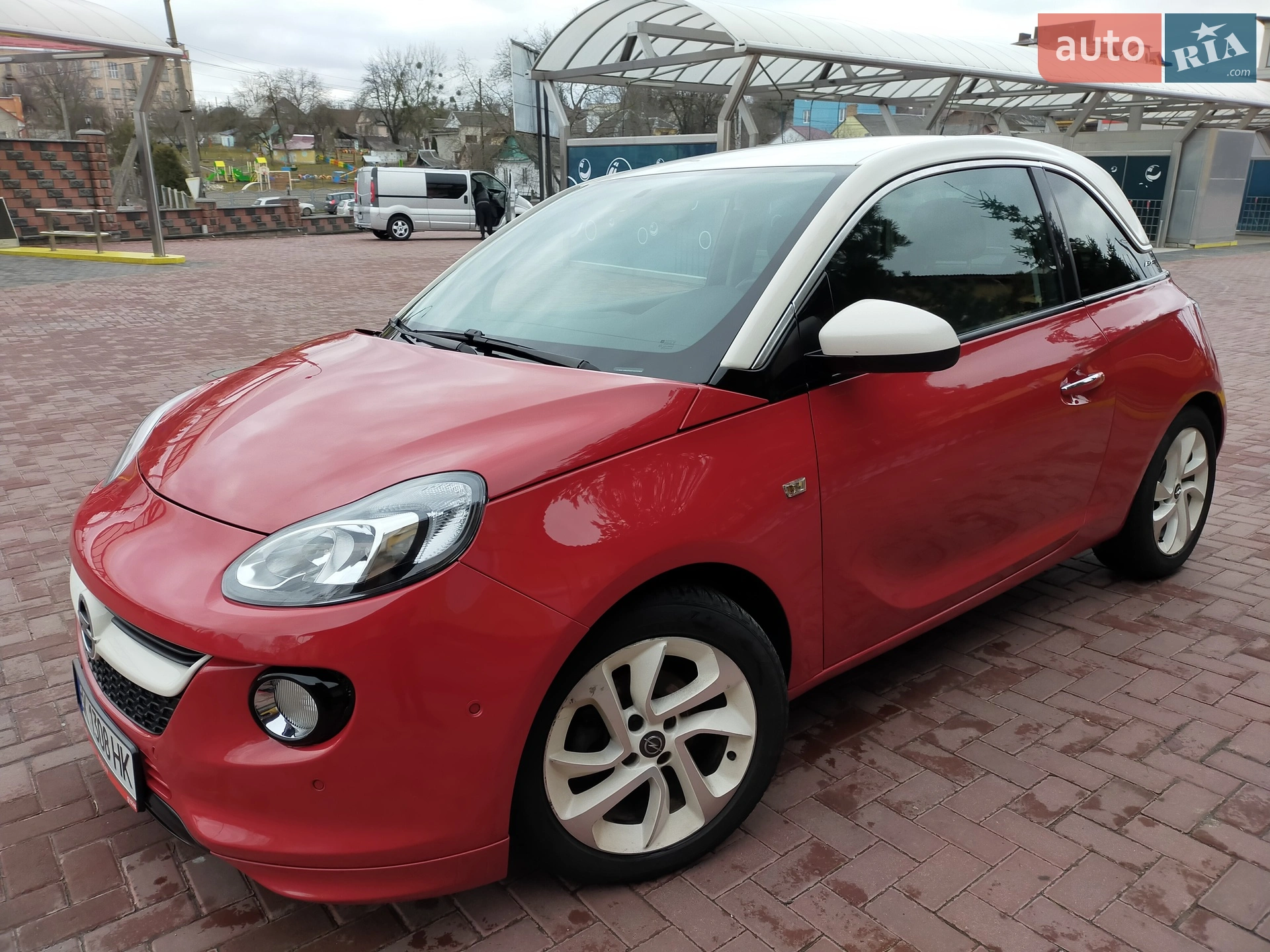Opel Adam, 2013