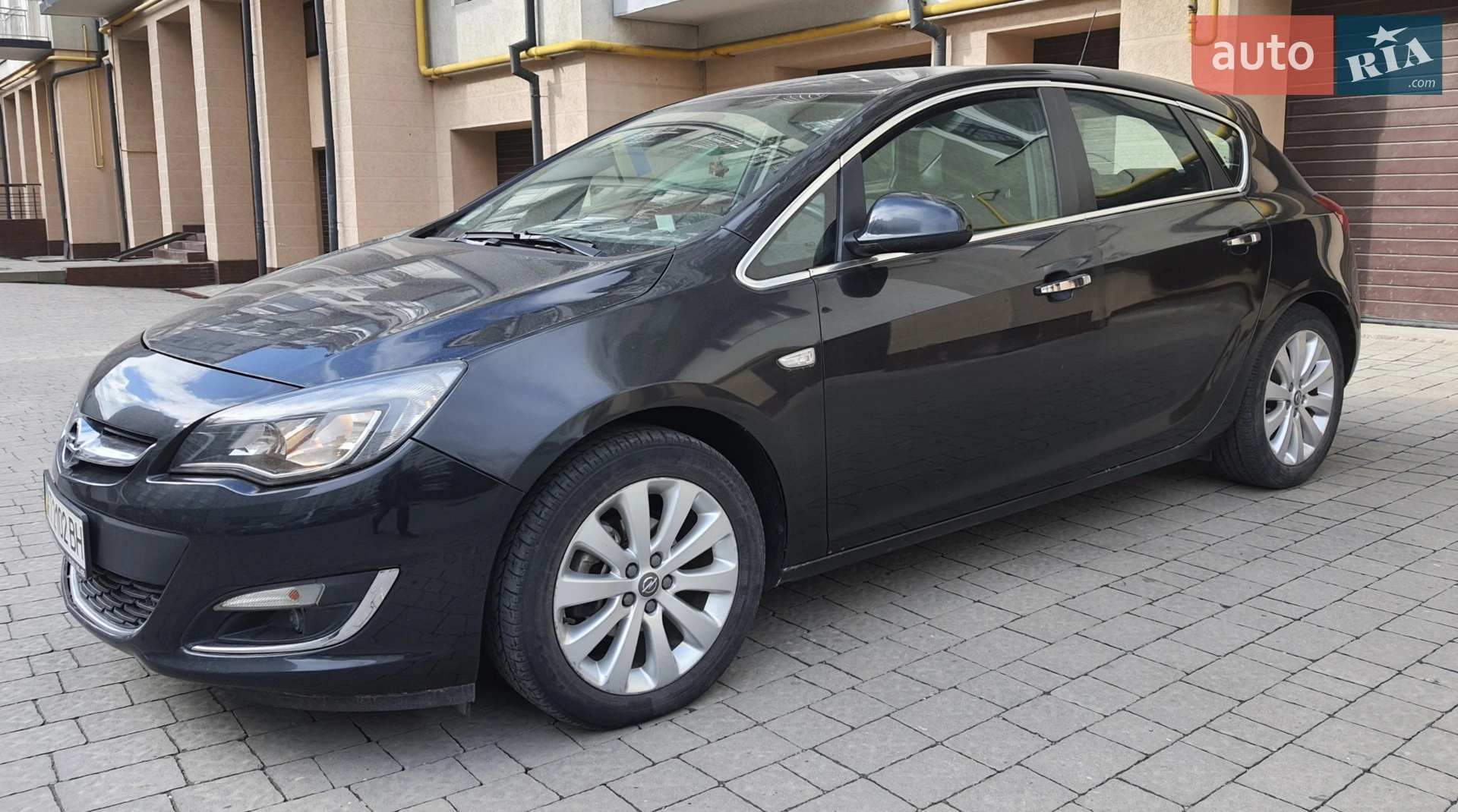 Opel Astra, 2012