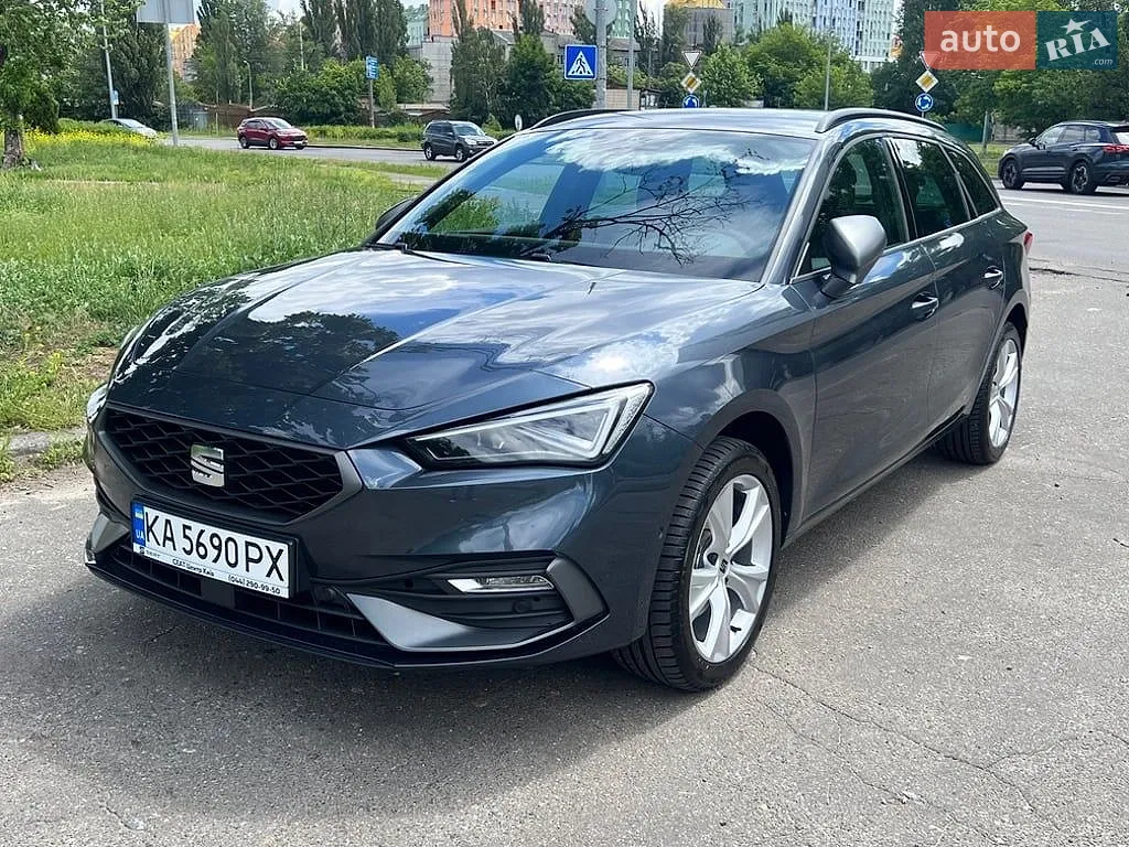 SEAT Leon 2025 — 1