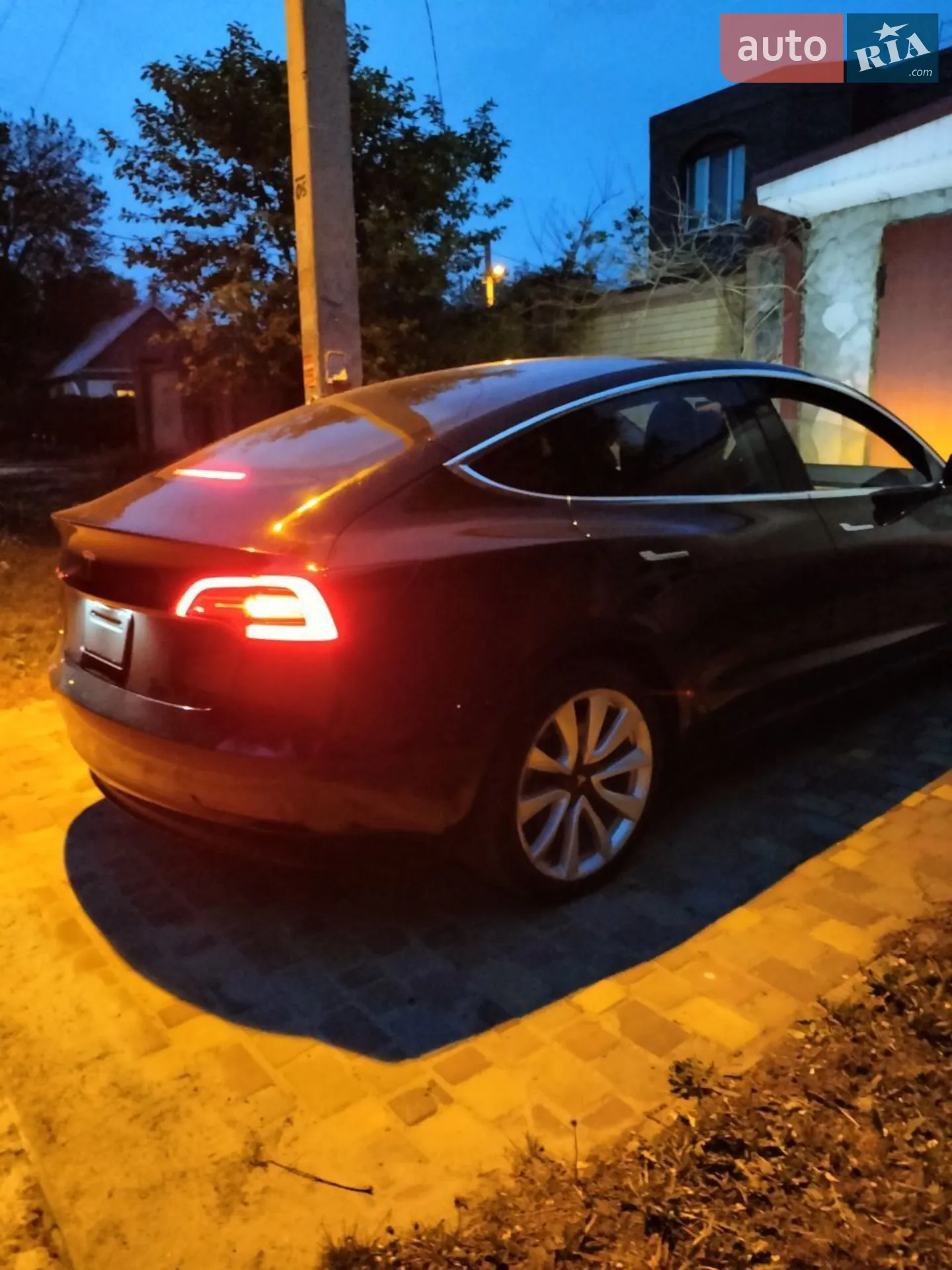 Tesla Model 3 2018 — 1