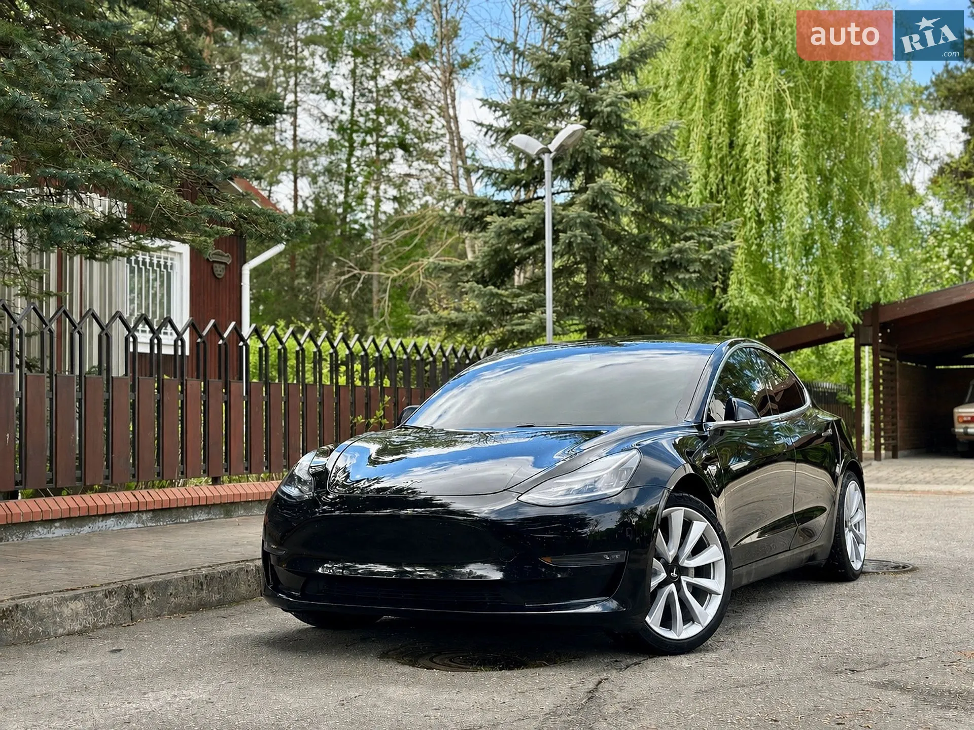 Tesla Model 3, 2019