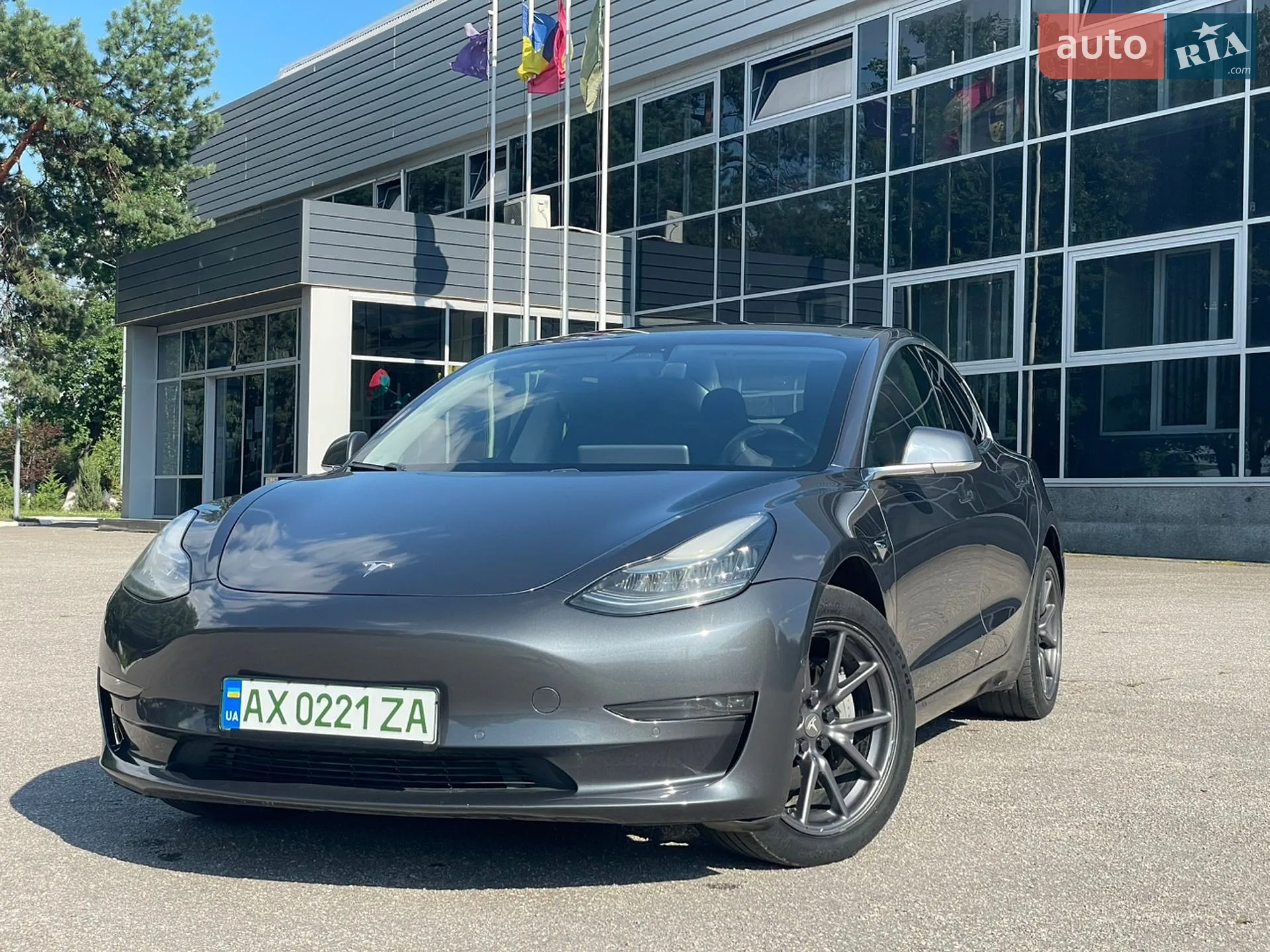 Tesla Model 3 2019 — 1