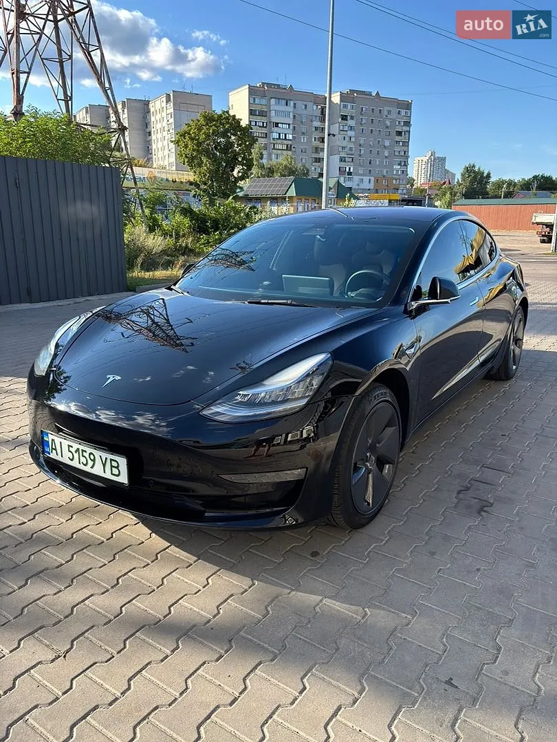 Tesla Model 3, 2019