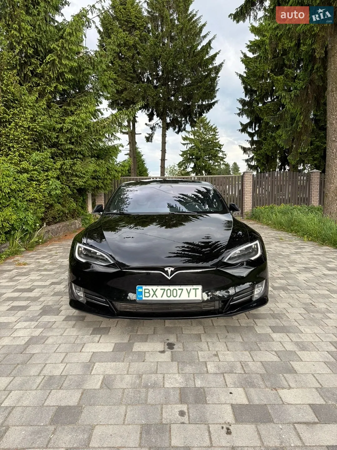 Tesla Model S 2018 — 1