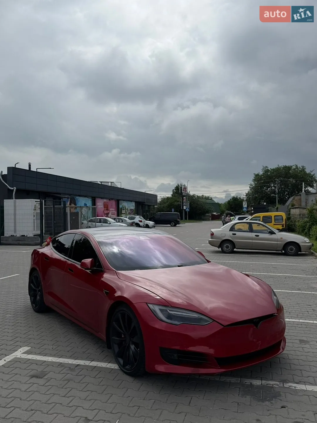 Tesla Model S, 2017