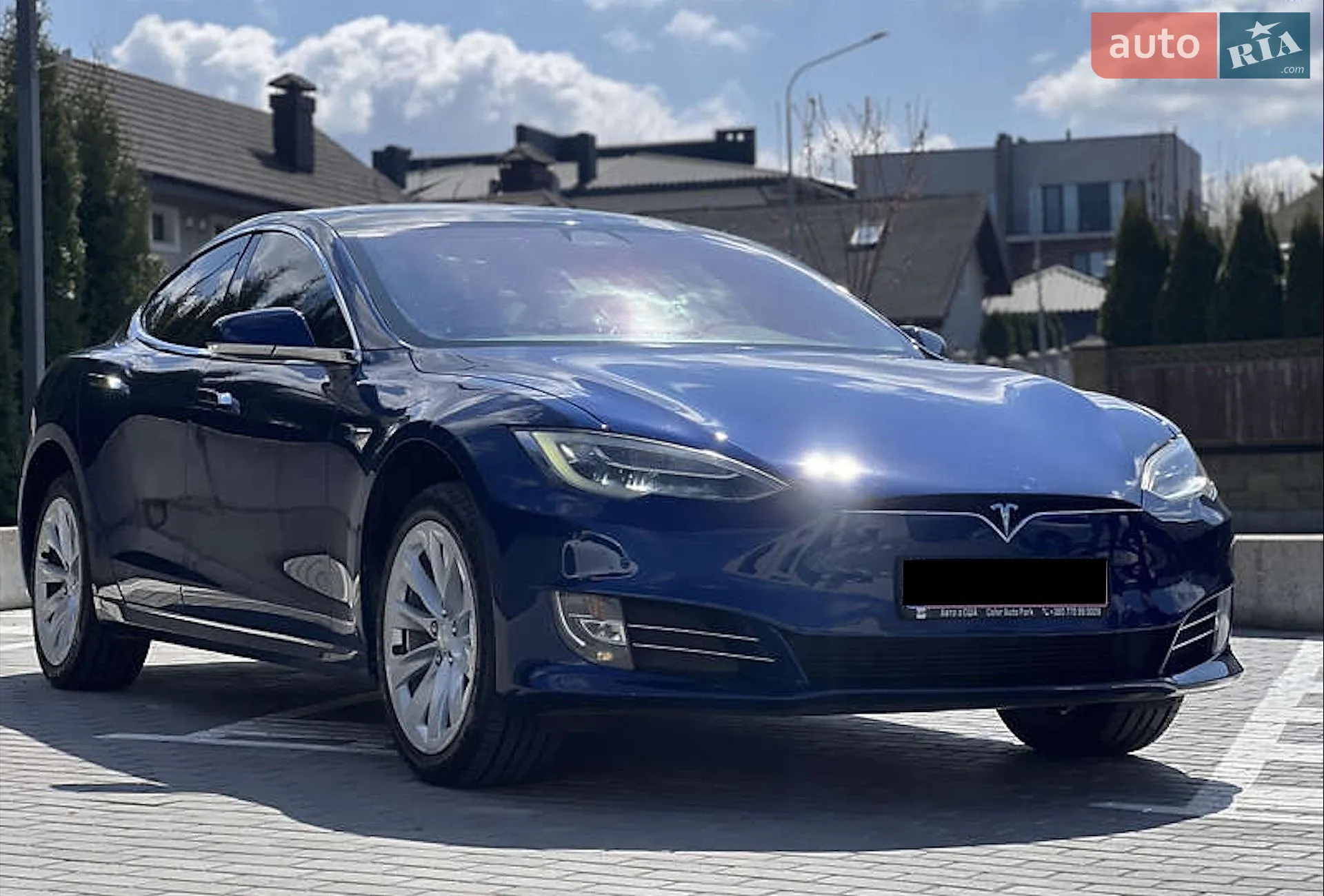 Tesla Model S, 2018