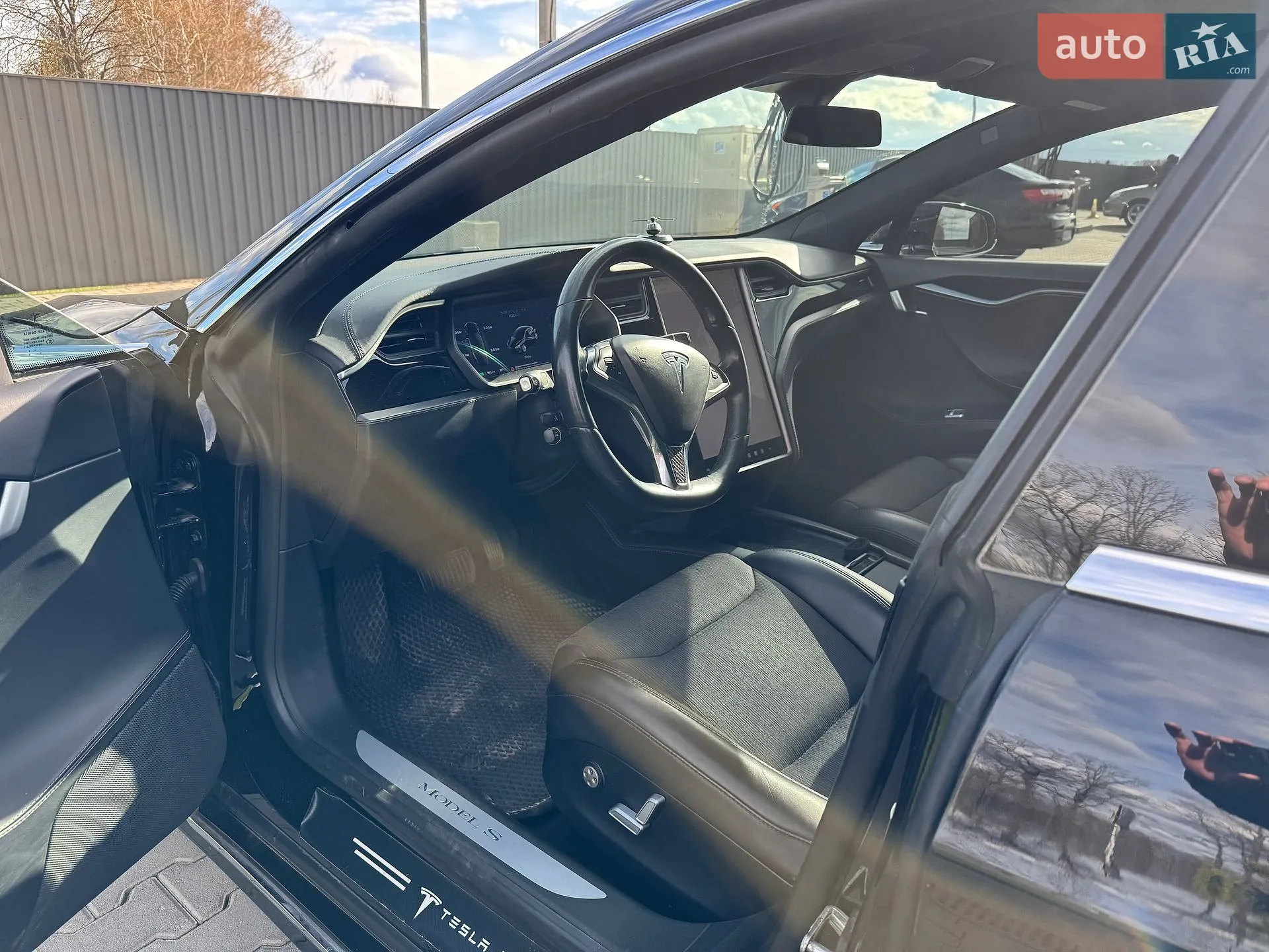 Tesla Model S 2018 — 1