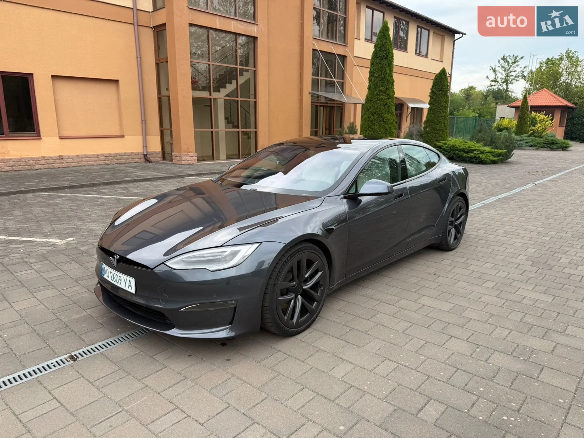 Tesla Model S, 2021