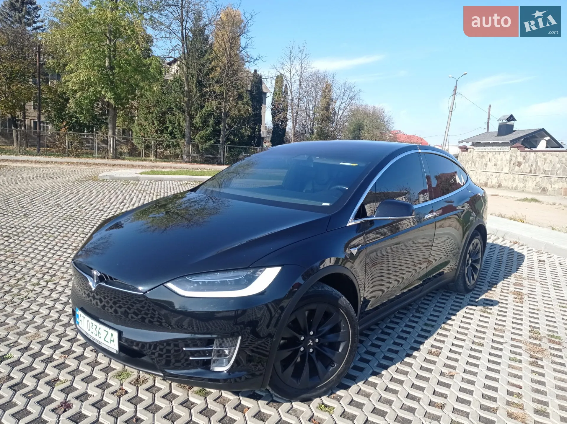 Tesla Model X 2017 — 1