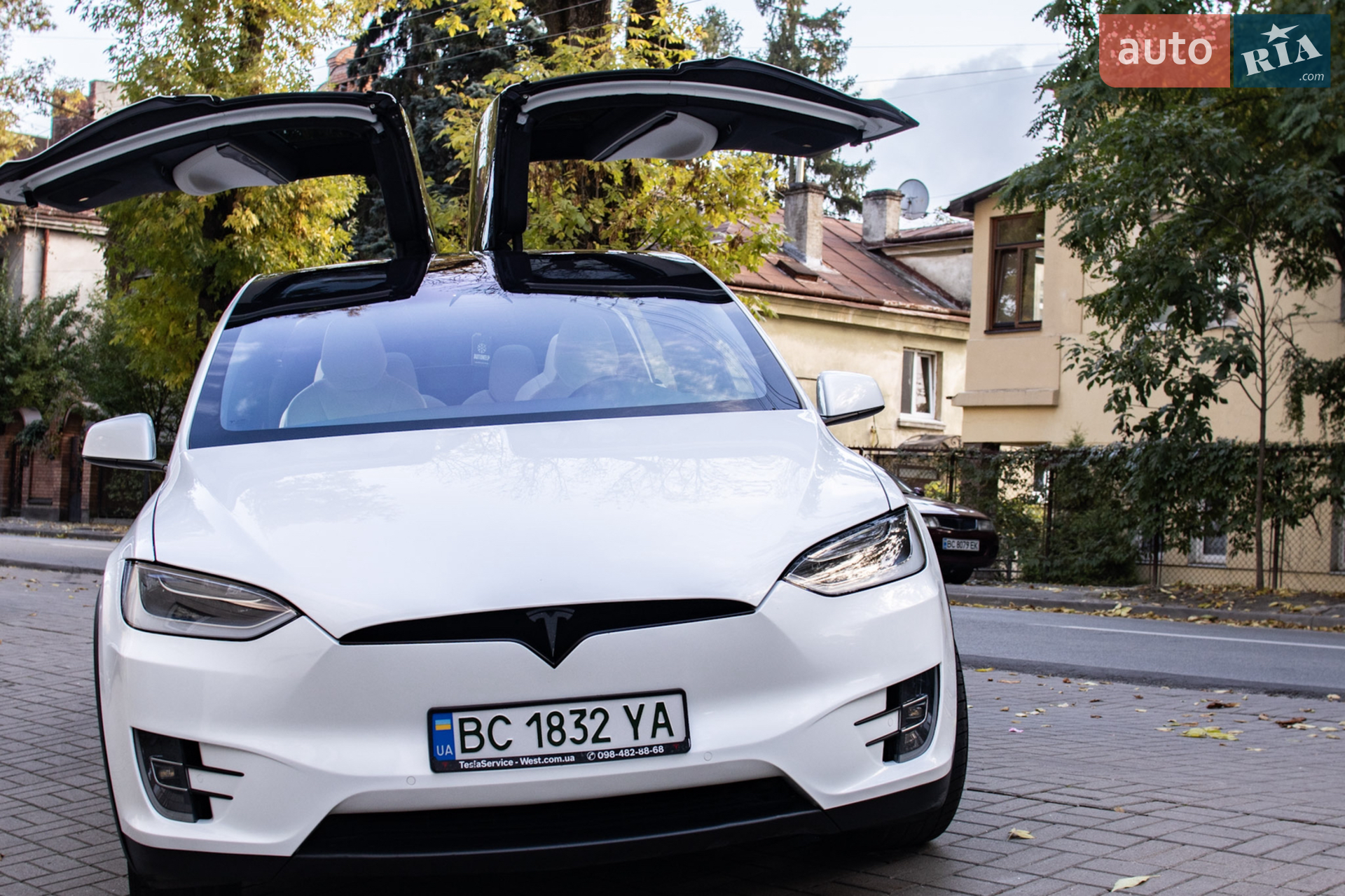 Tesla Model X 2017 — 1