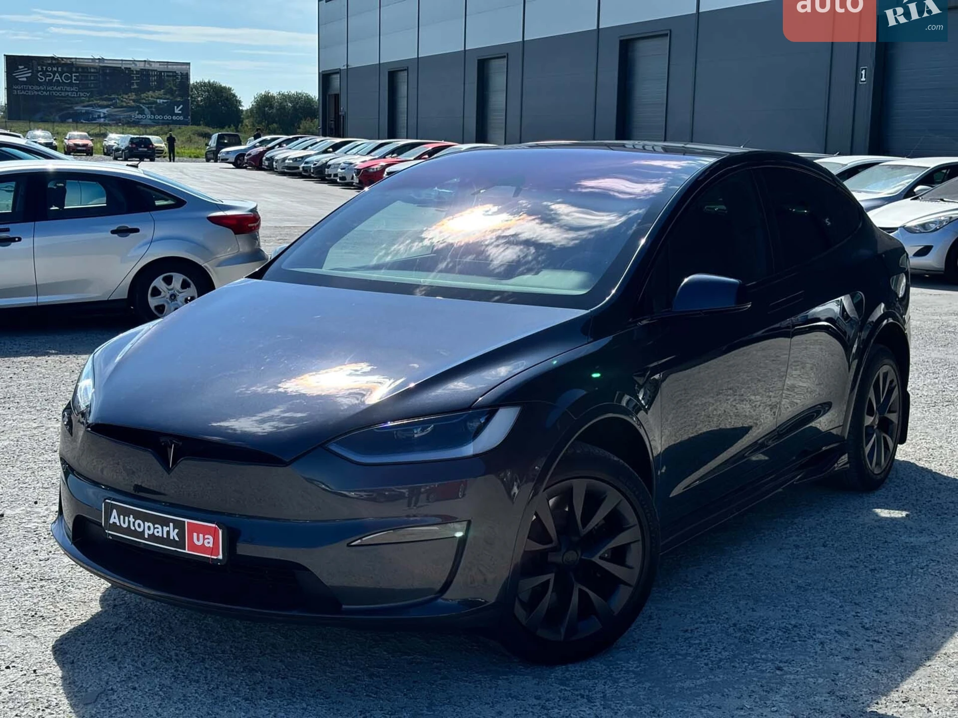 Tesla Model X, 2023