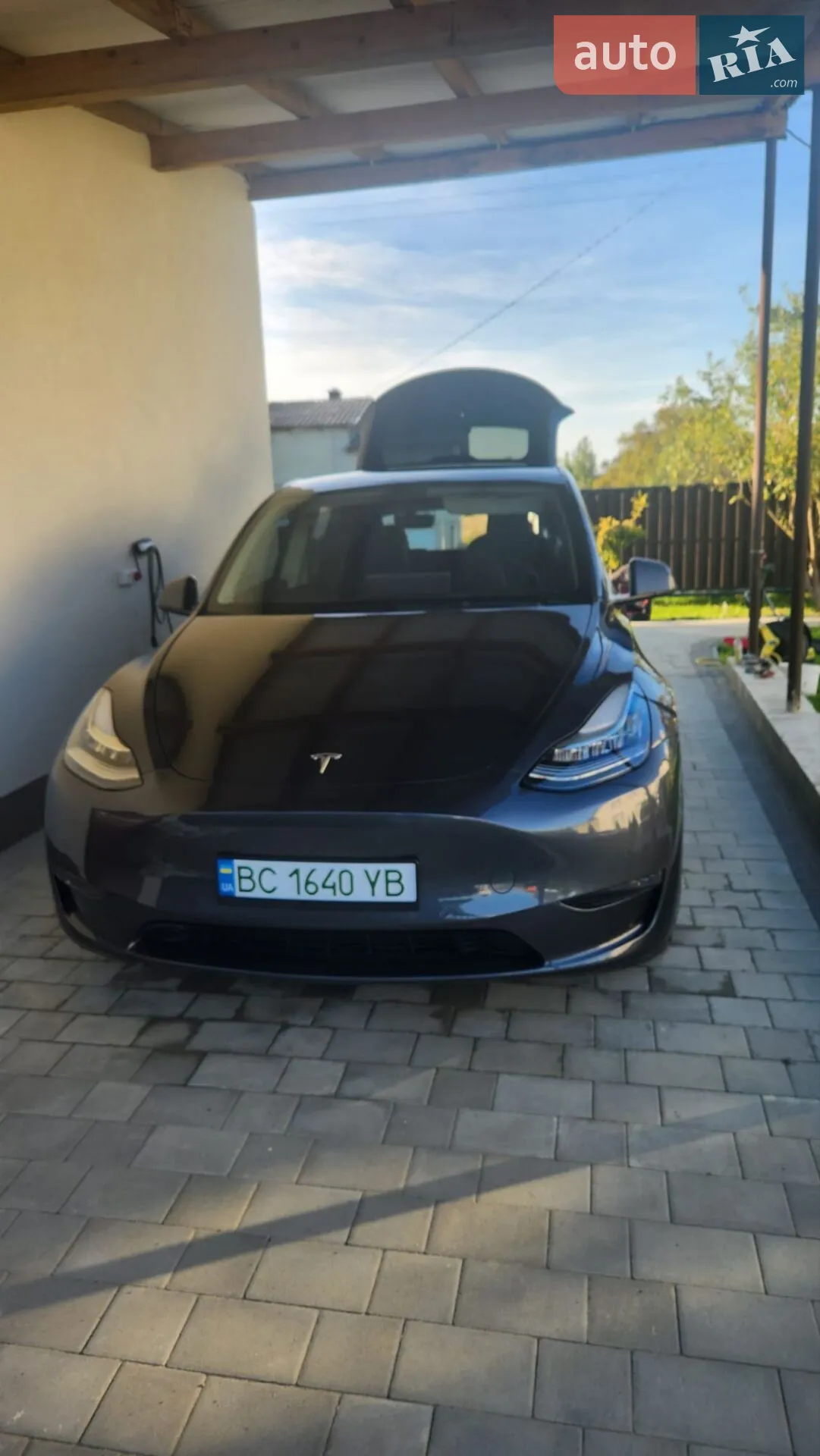 Tesla Model Y 2022 — 1