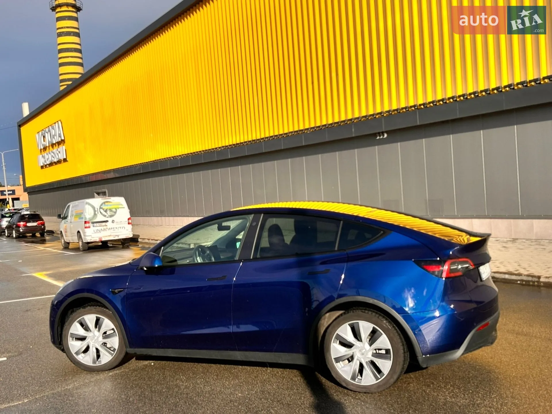 Tesla Model Y, 2022