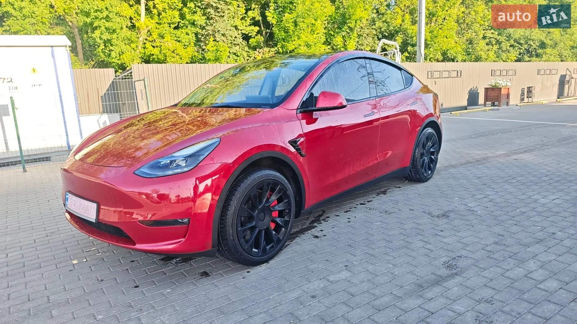 Tesla Model Y, 2021