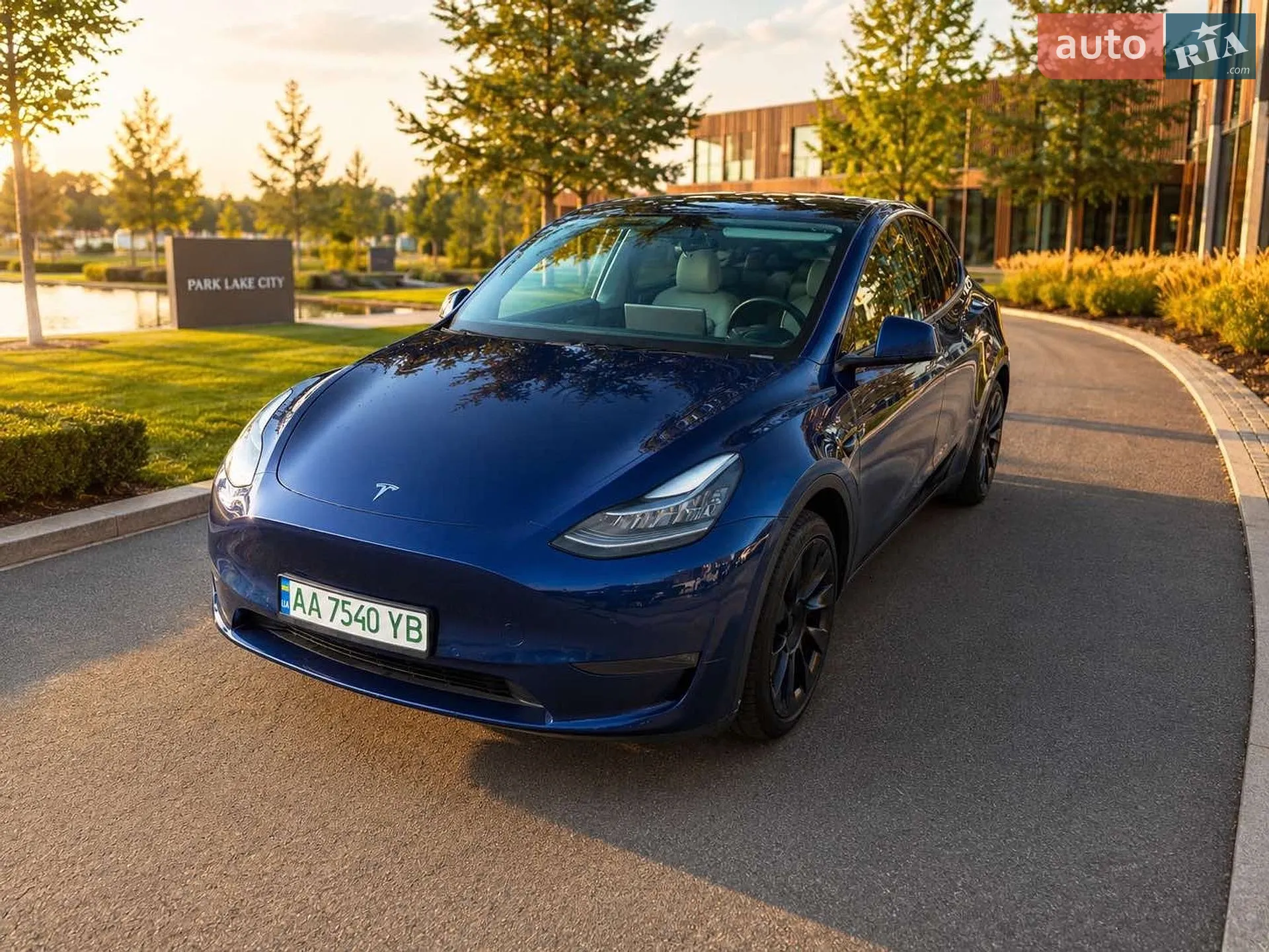 Tesla Model Y 2020 — 1