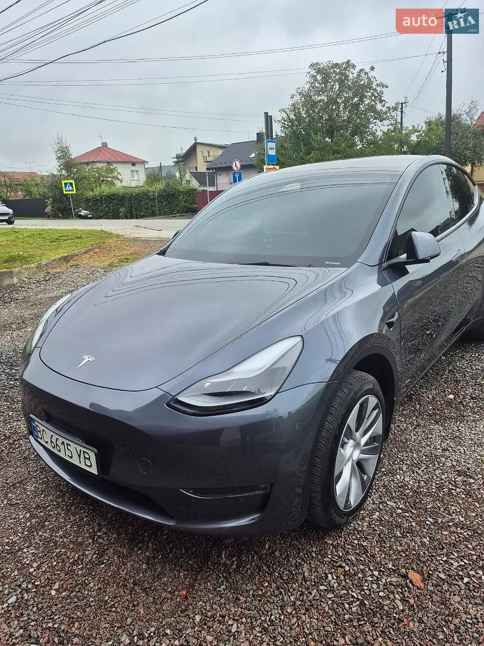 Tesla Model Y, 2023