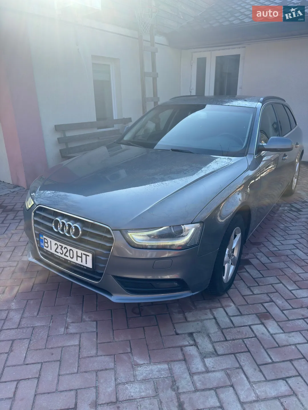 Audi A4 2012 — 1