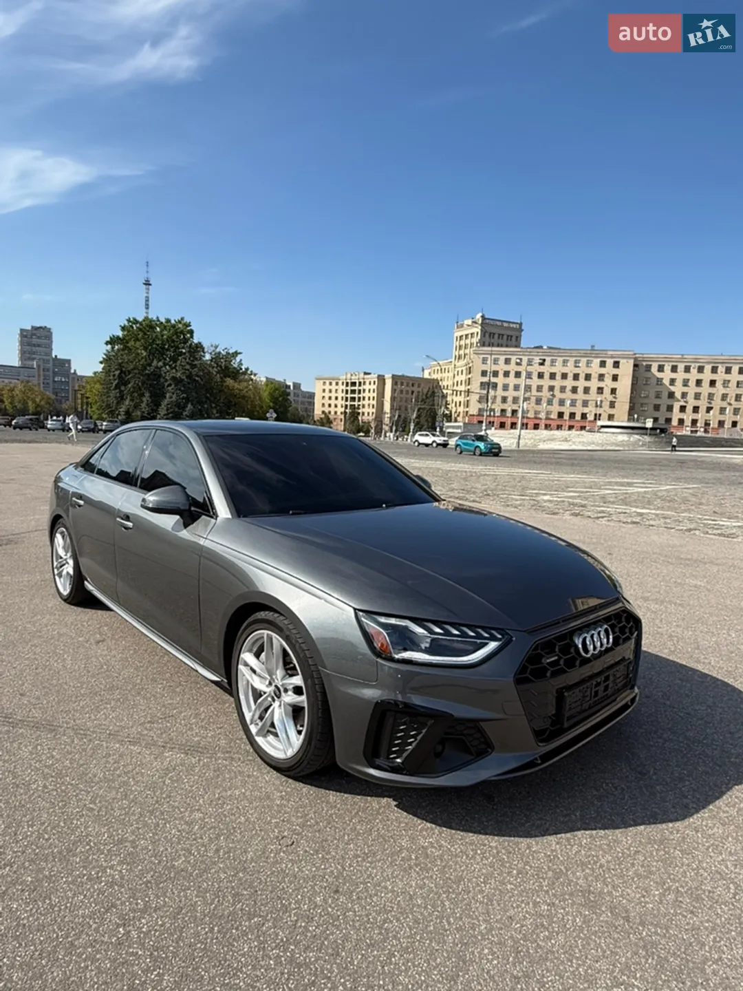 Audi A4, 2023