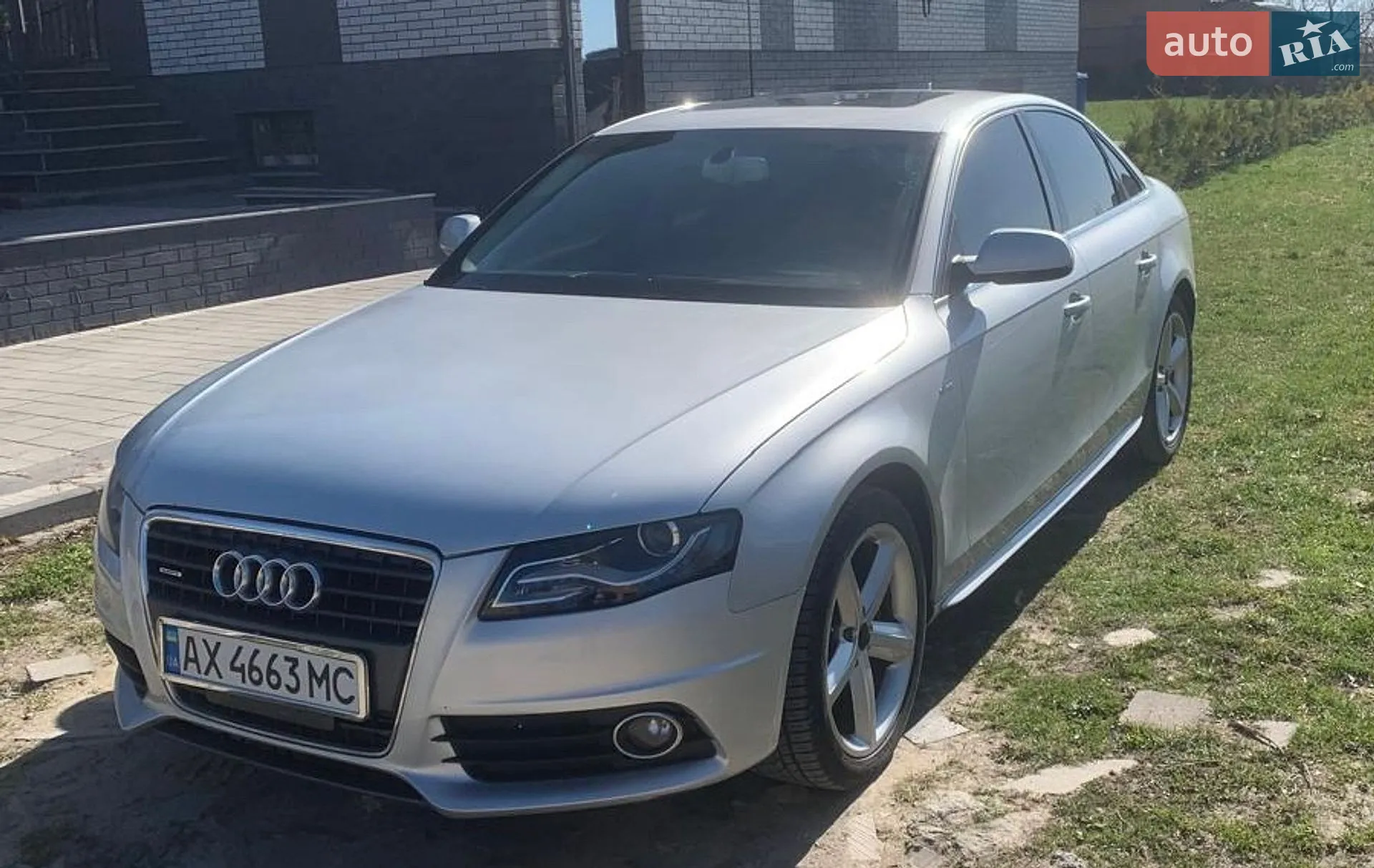 Audi A4 2011 — 1