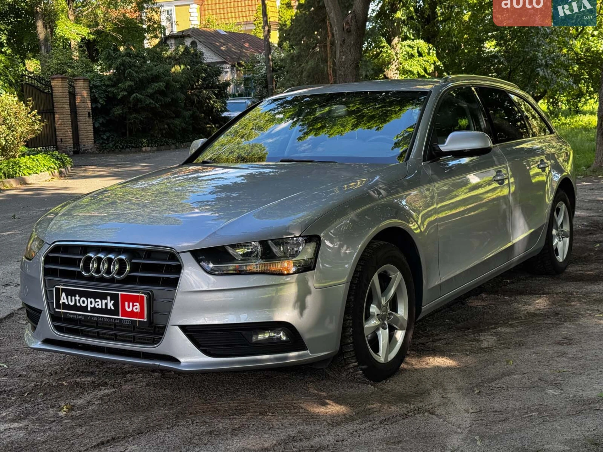 Audi A4, 2014