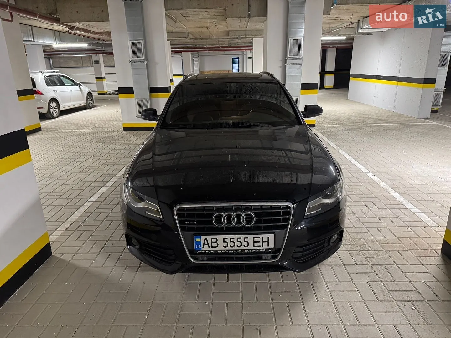 Audi A4, 2011