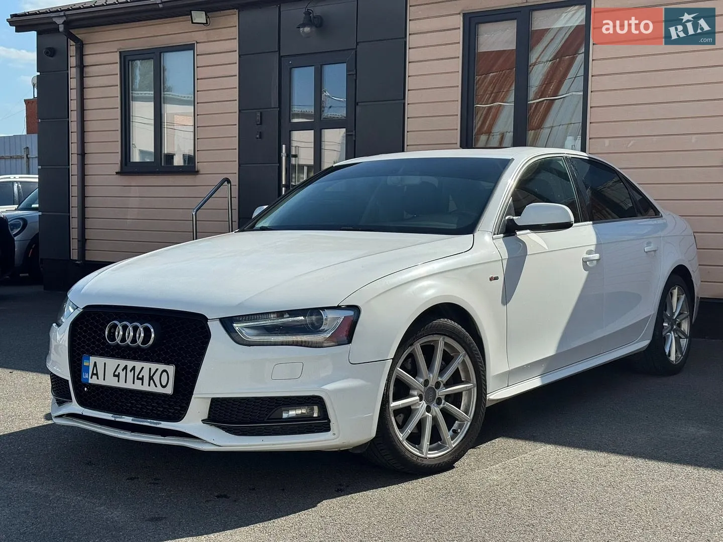 Audi A4, 2015