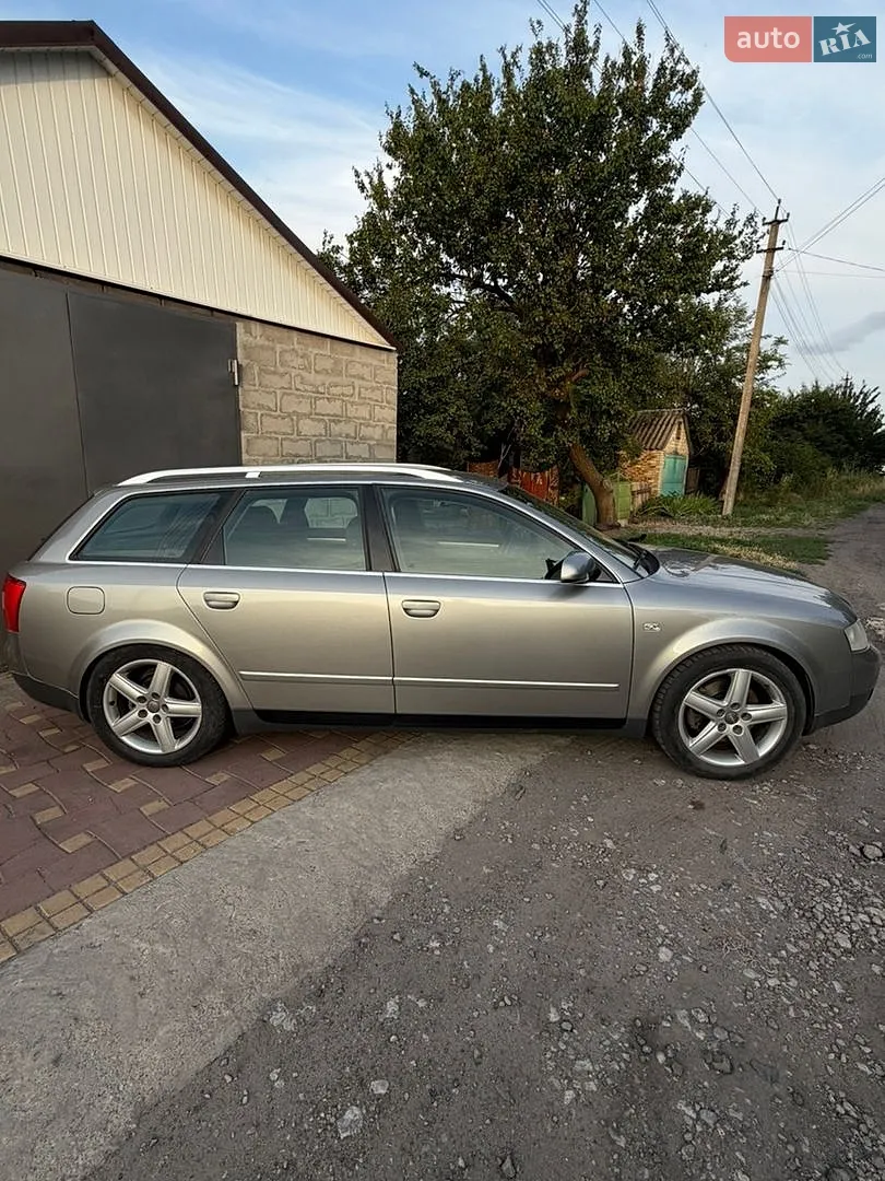 Audi A4 2002 — 1