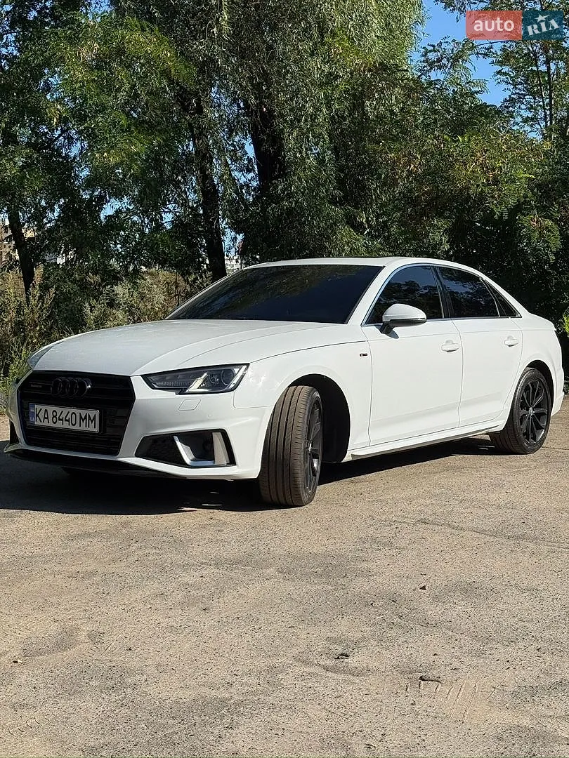 Audi A4 2018 — 1