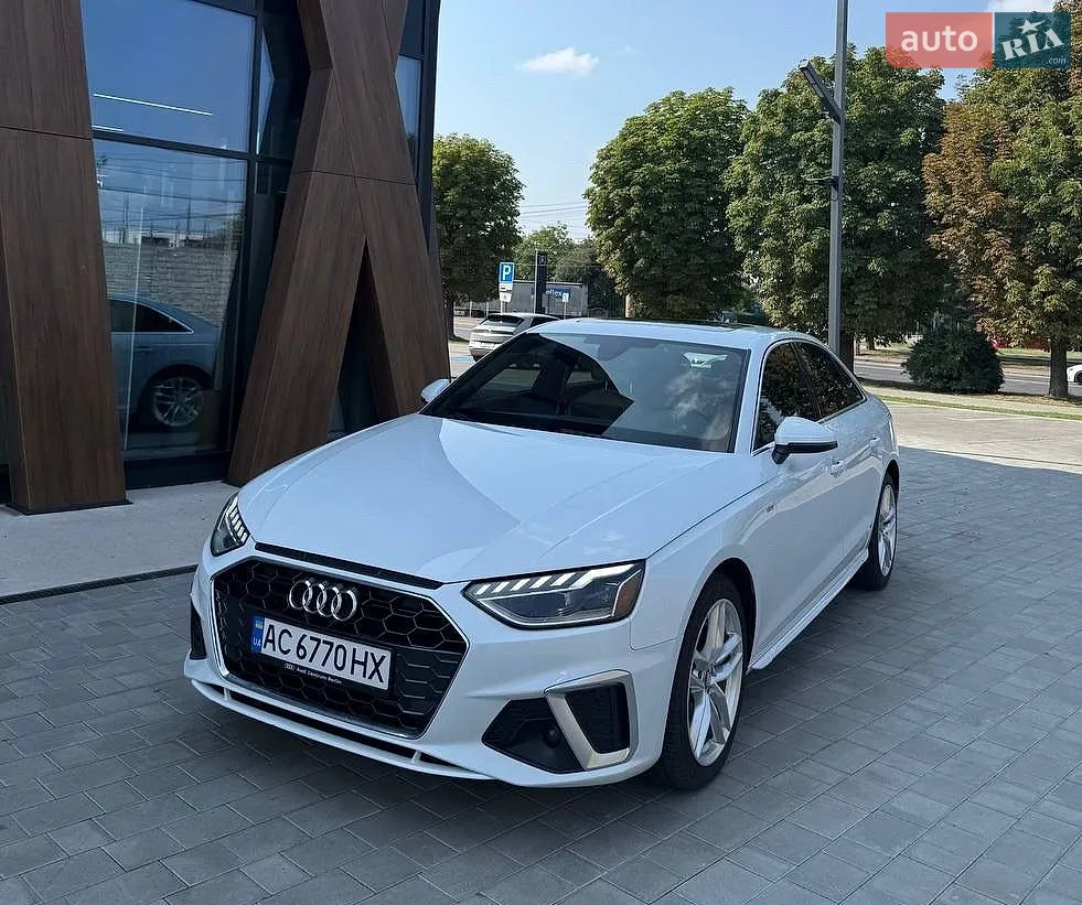Audi A4 2020 — 1