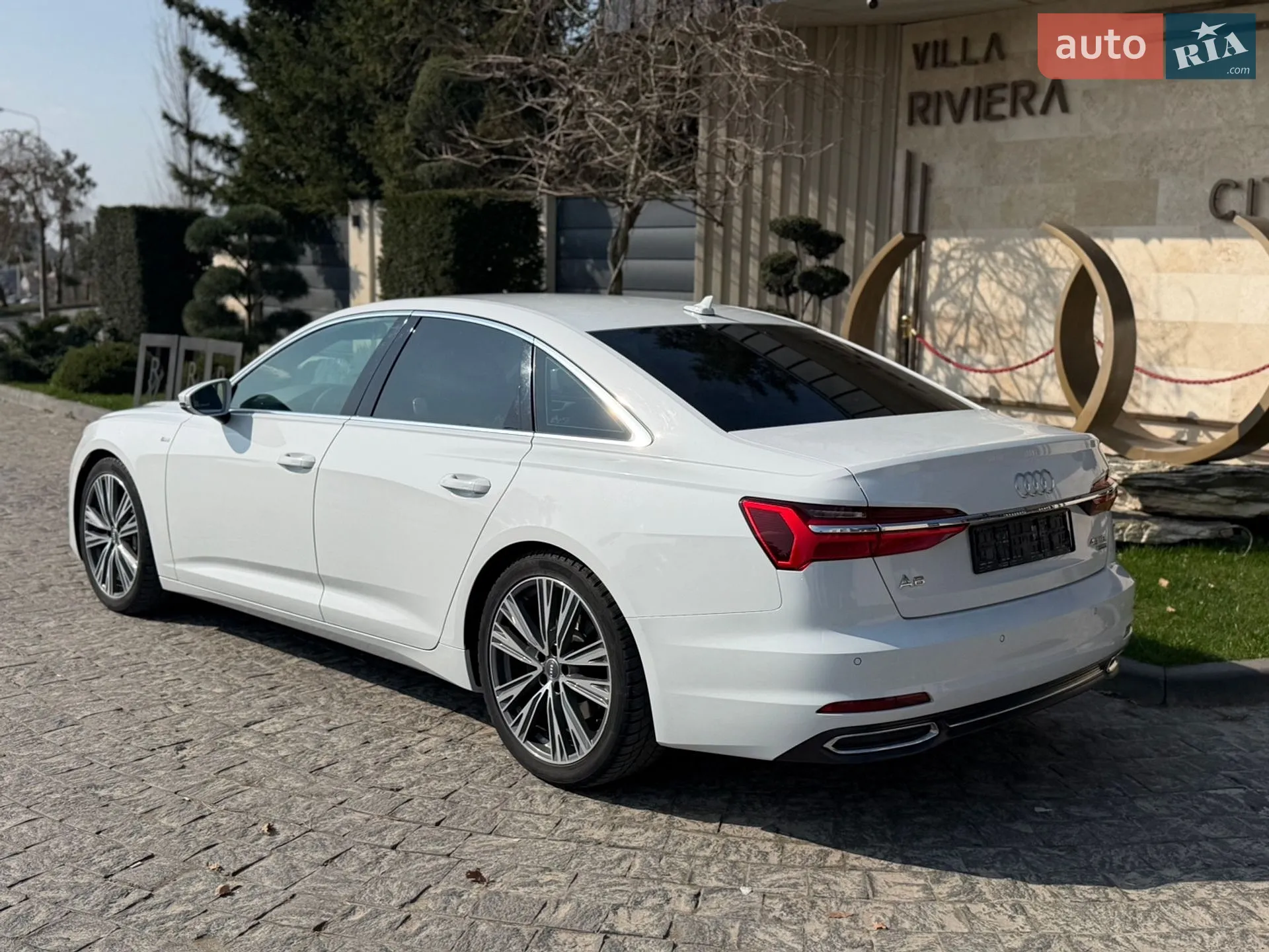 Audi A6 2018 — 1