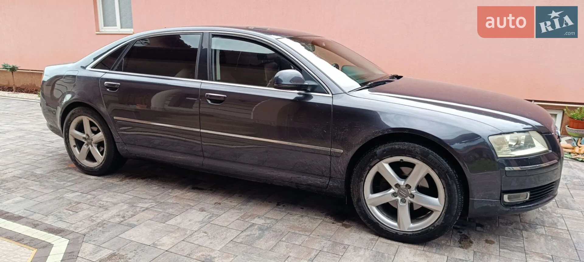 Audi A8 2009 — 1