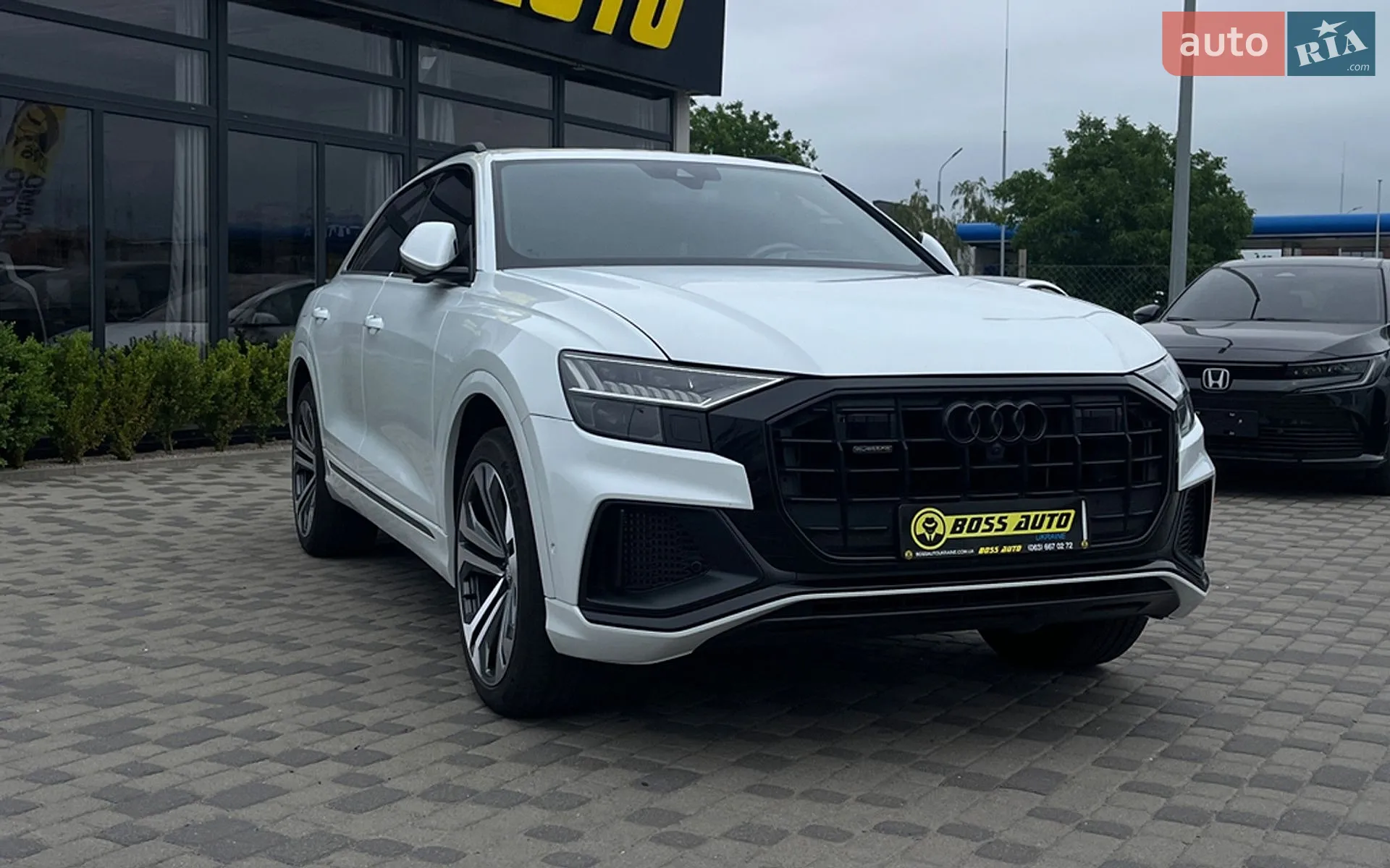 Audi Q8 2019 — 1