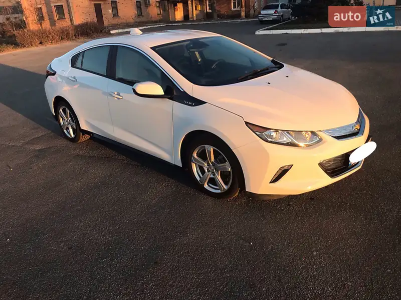 Chevrolet Volt, 2016