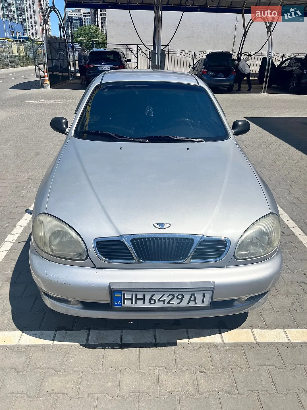 Daewoo Lanos, 1998