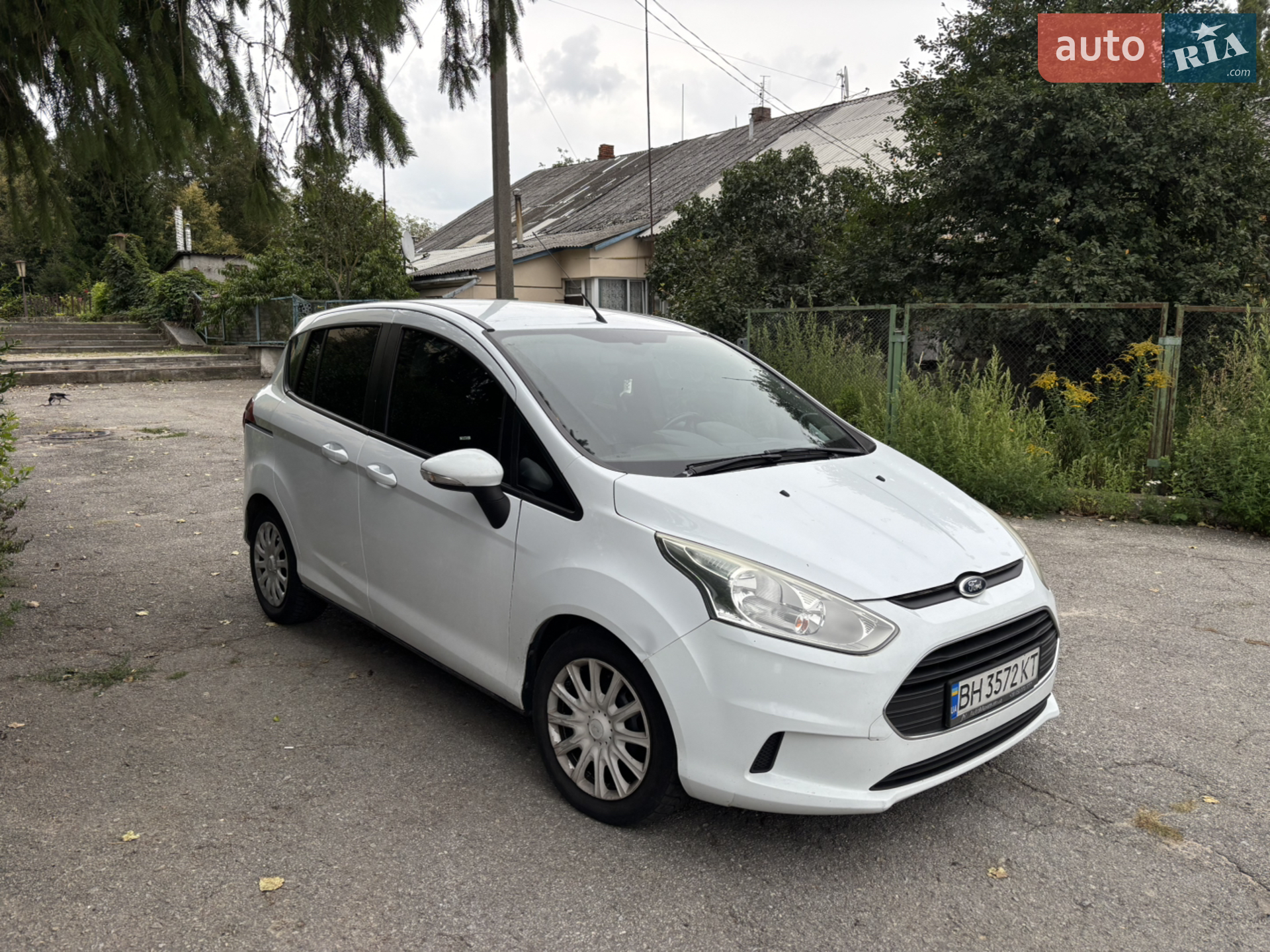 Ford B-Max, 2013