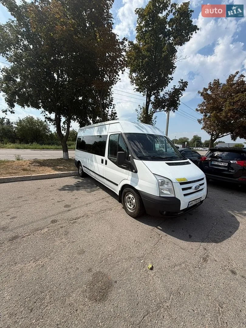 Ford Transit, 2011
