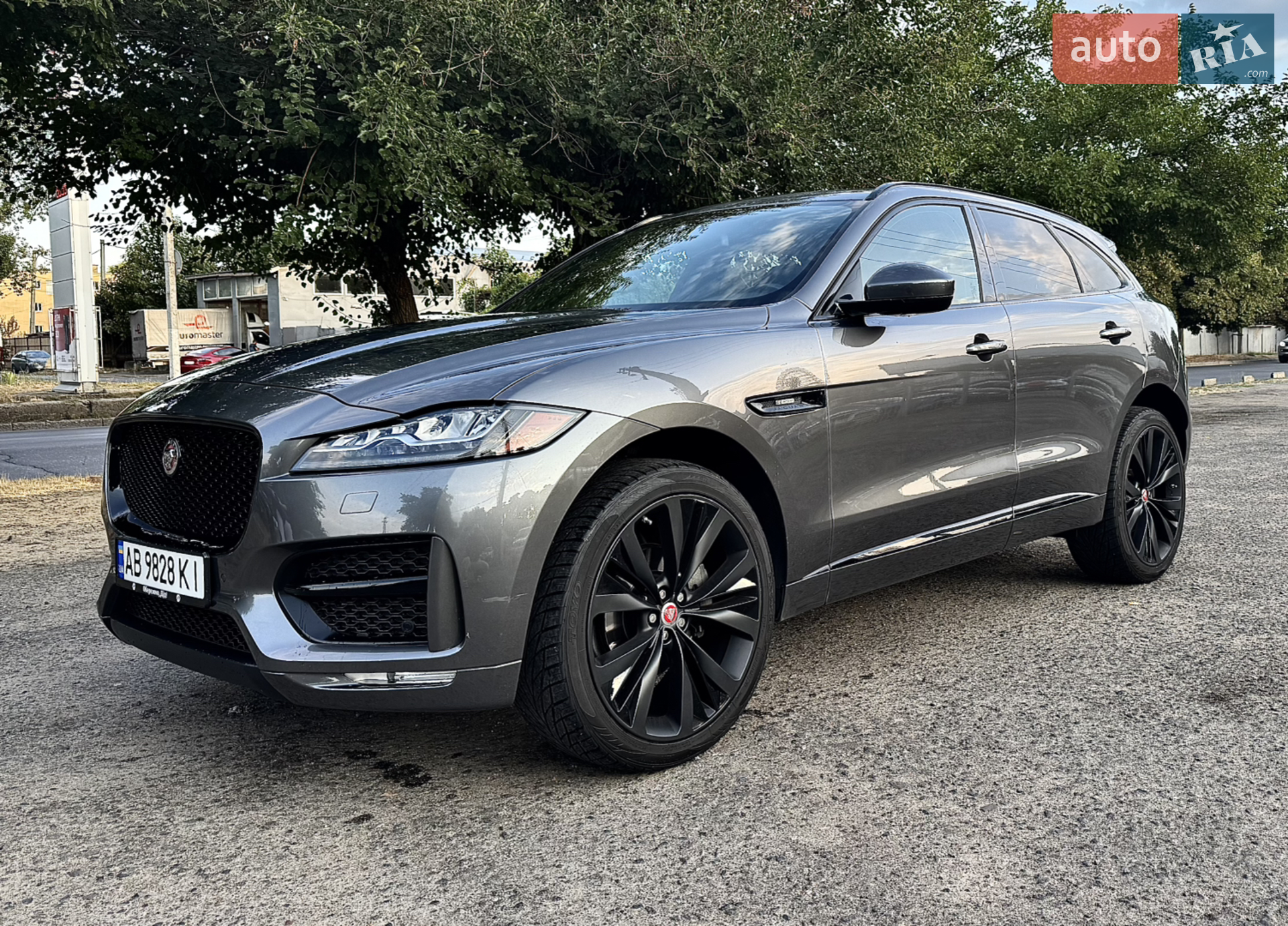 Jaguar F-Pace, 2018