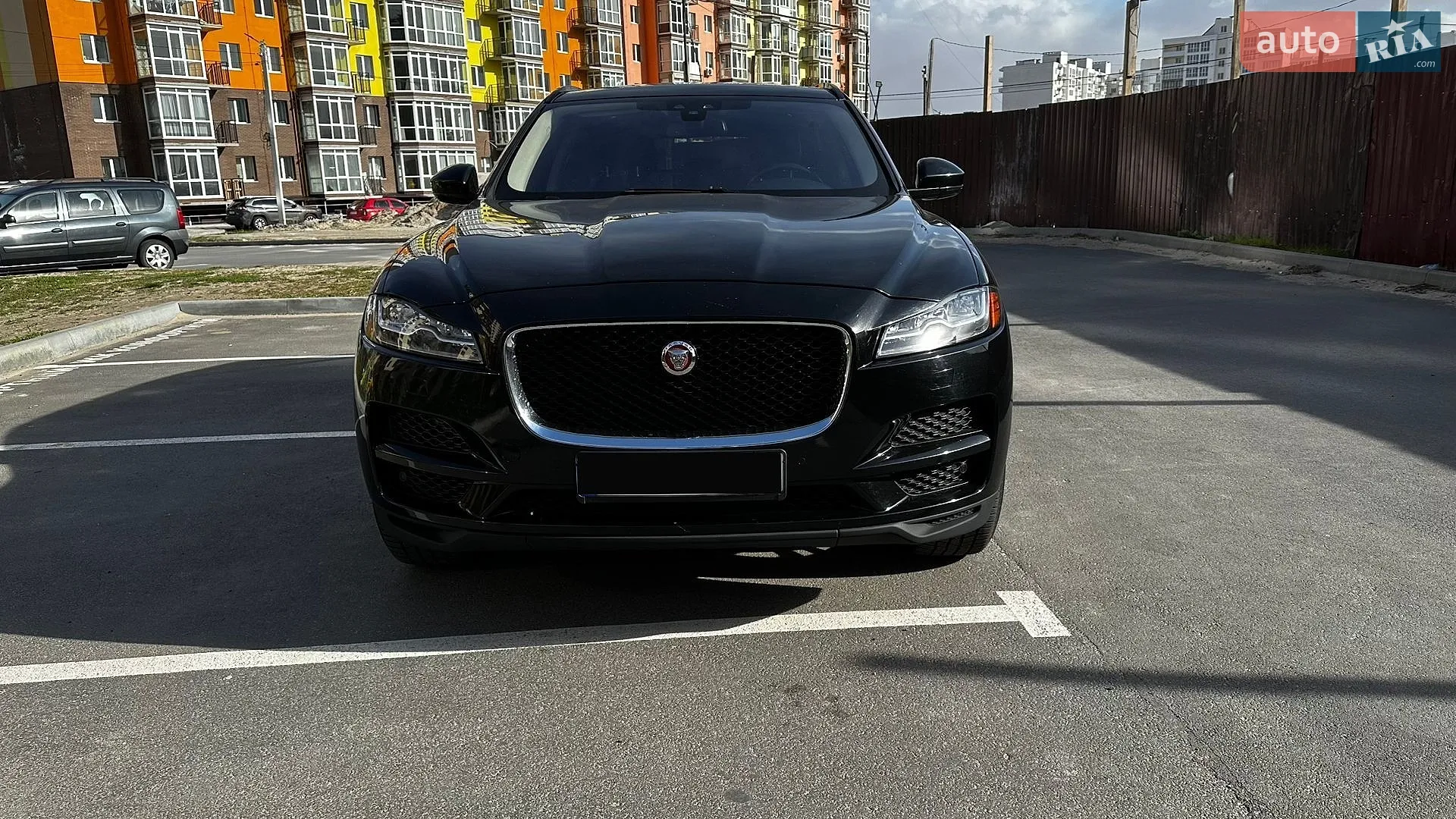 Jaguar F-Pace, 2016