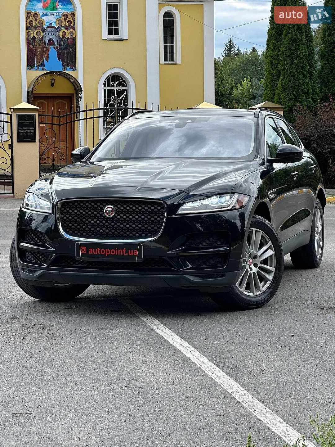 Jaguar F-Pace, 2016
