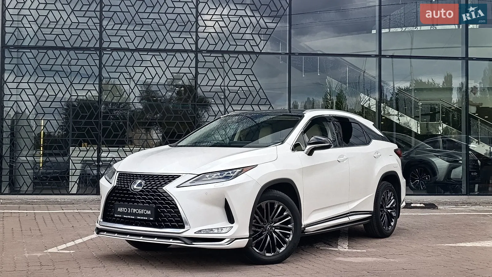 Lexus RX 2021 — 1